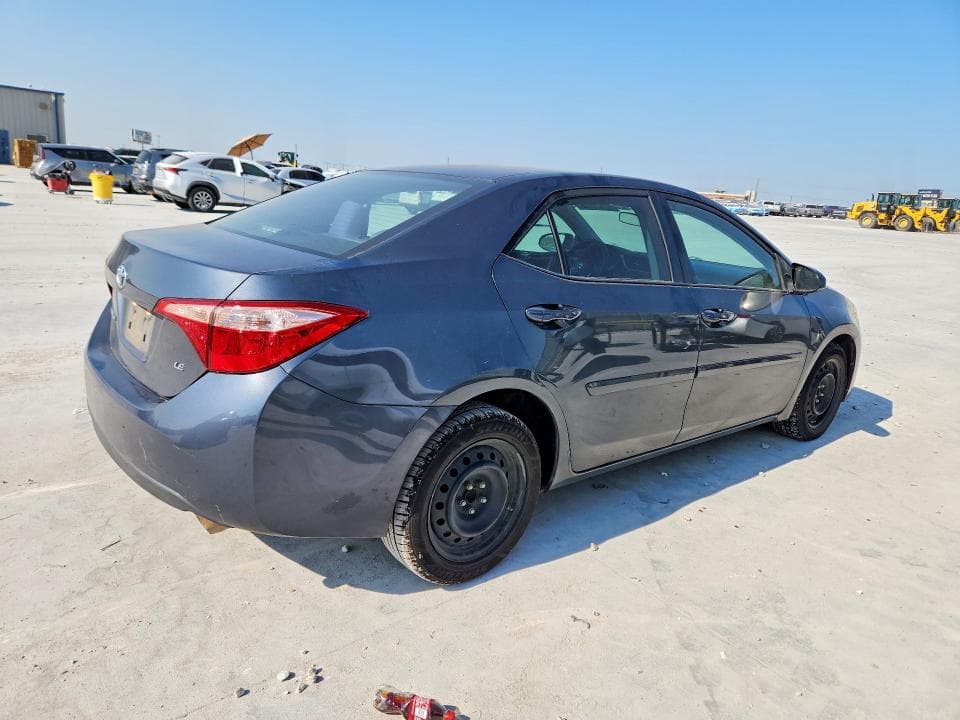 2017 TOYOTA COROLLA LE 3