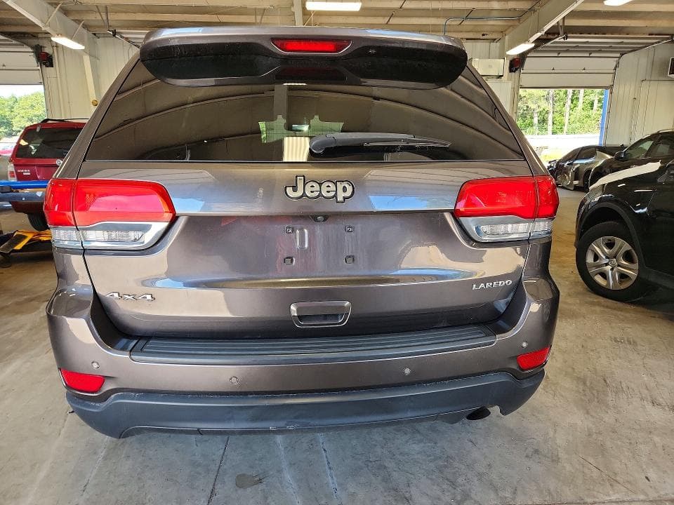 2018 JEEP GRAND CHEROKEE LAREDO 6