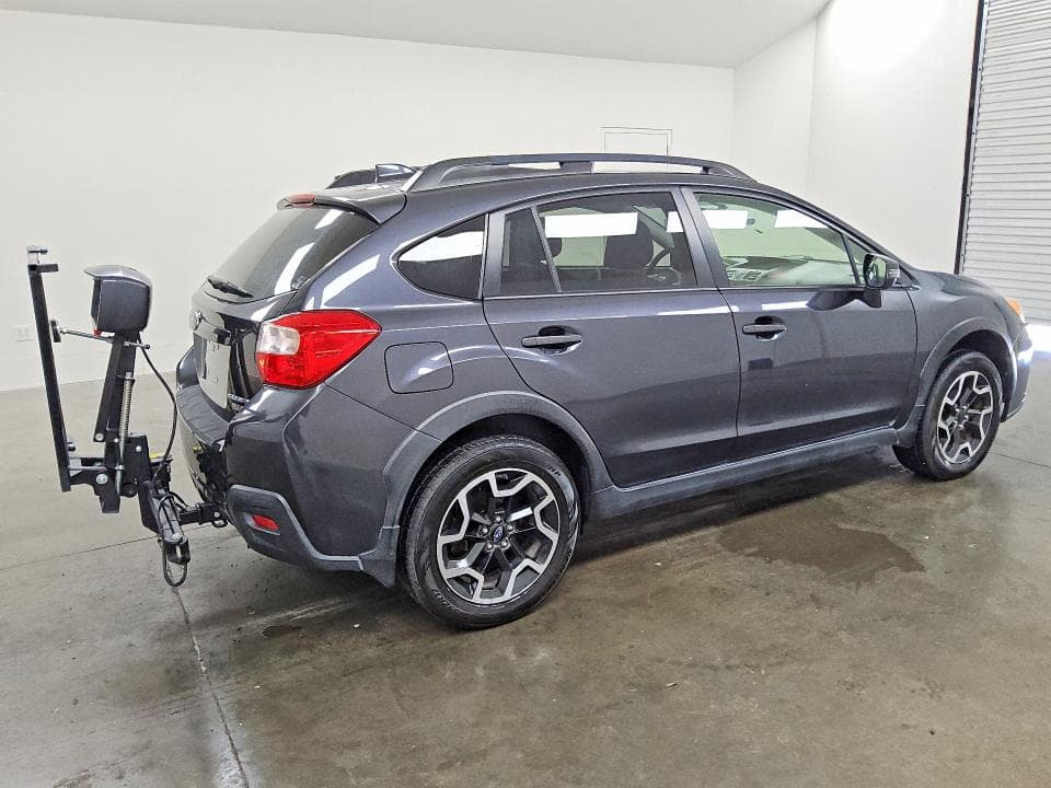 2017 SUBARU CROSSTREK LIMITED 3