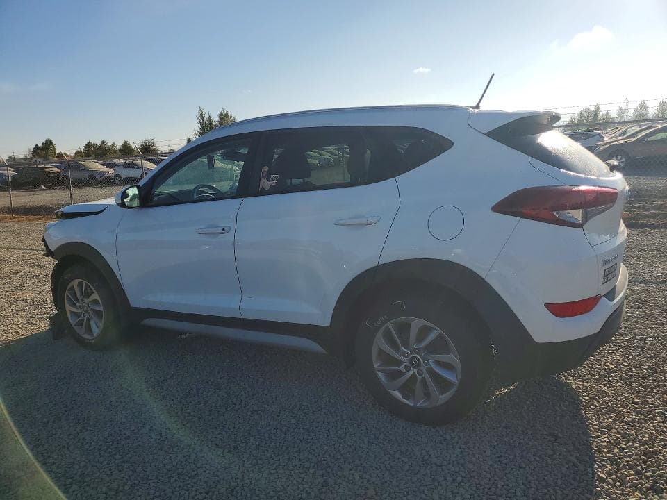 2017 HYUNDAI TUCSON SE 2
