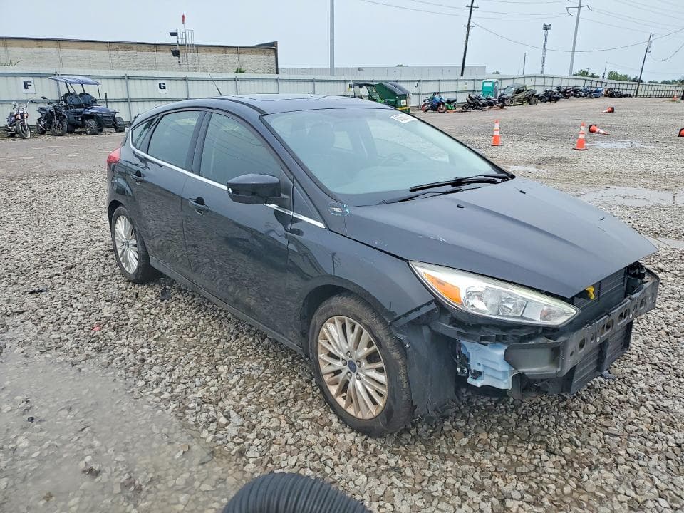2018 FORD FOCUS TITANIUM 4
