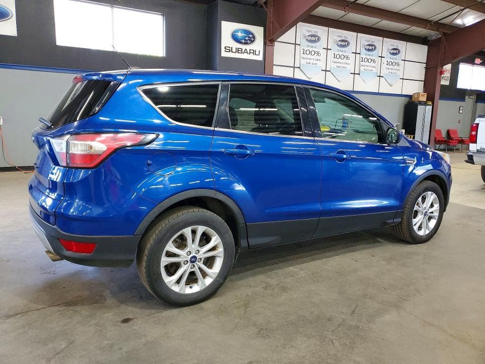 2017 FORD ESCAPE SE 3