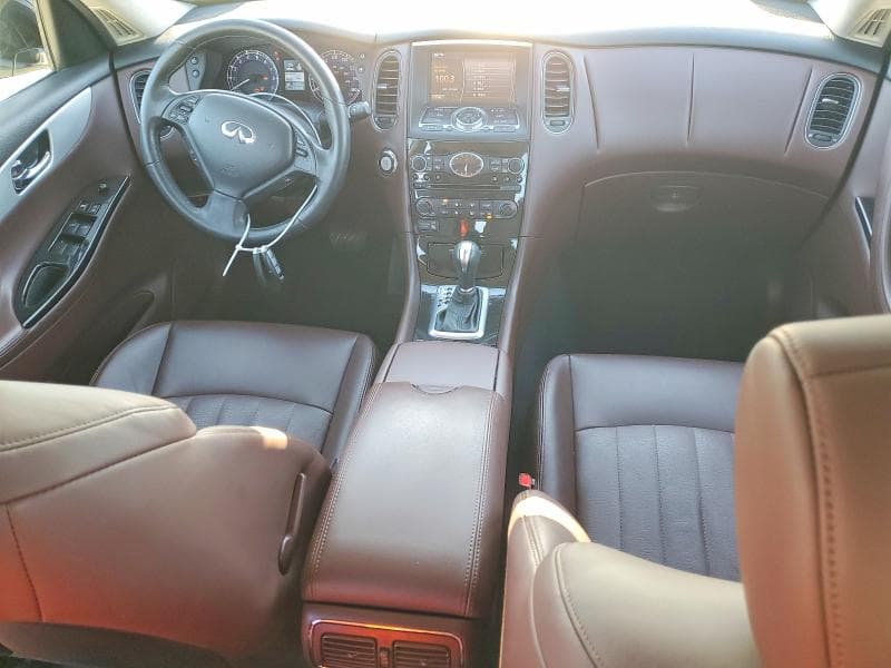 2017 INFINITI QX50 BASE 8