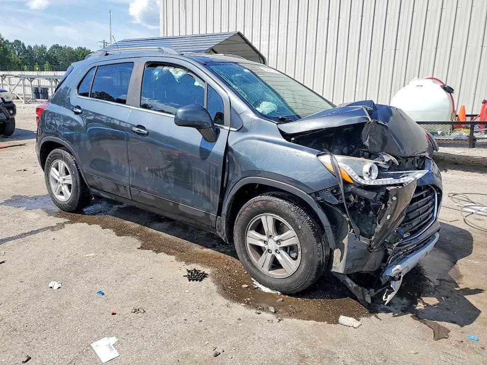 2017 CHEVROLET TRAX 1LT 4