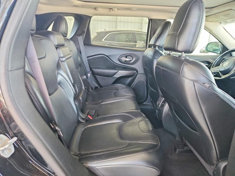 2019 JEEP CHEROKEE LIMITED 11