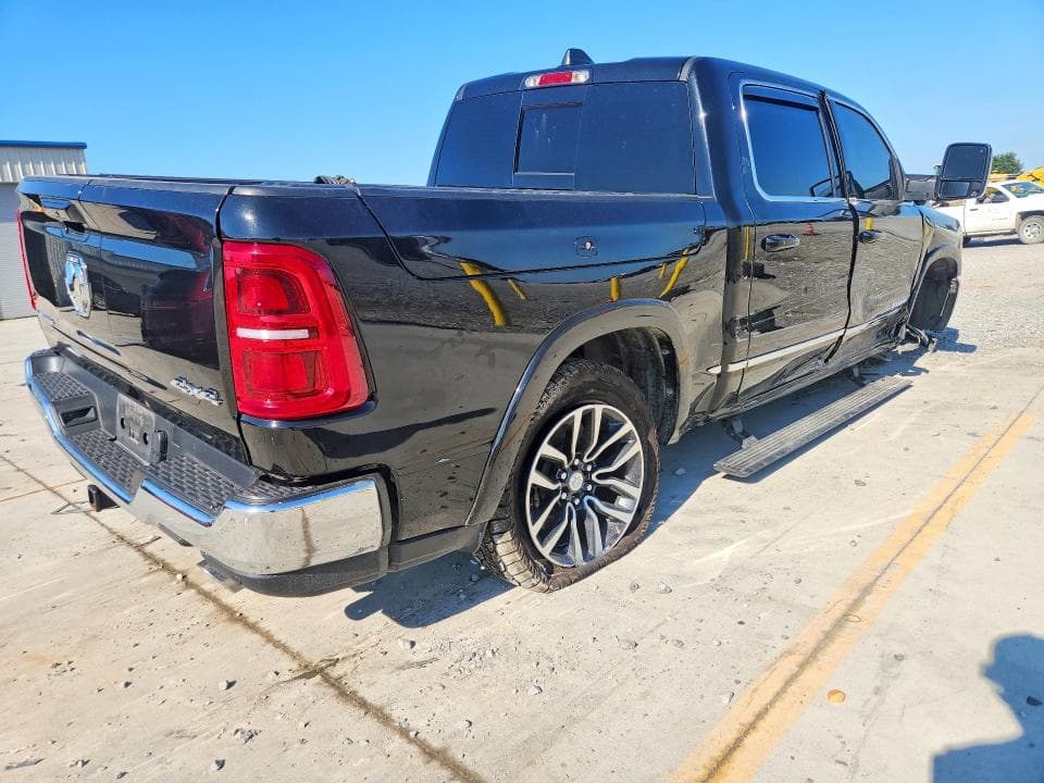 2025 RAM 1500 LIMITED 3