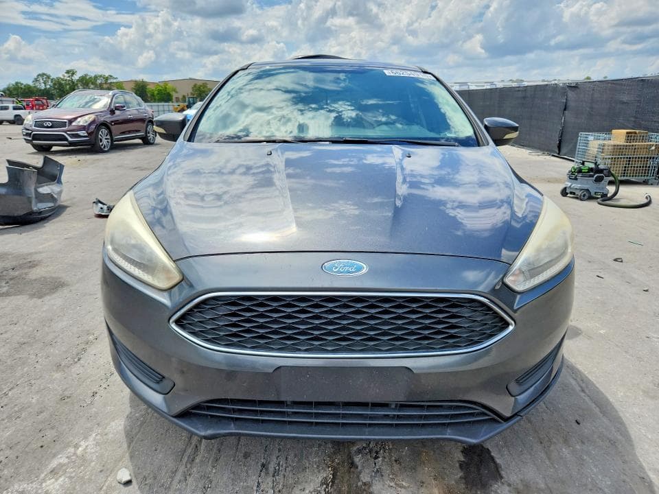 2017 FORD FOCUS SE 5