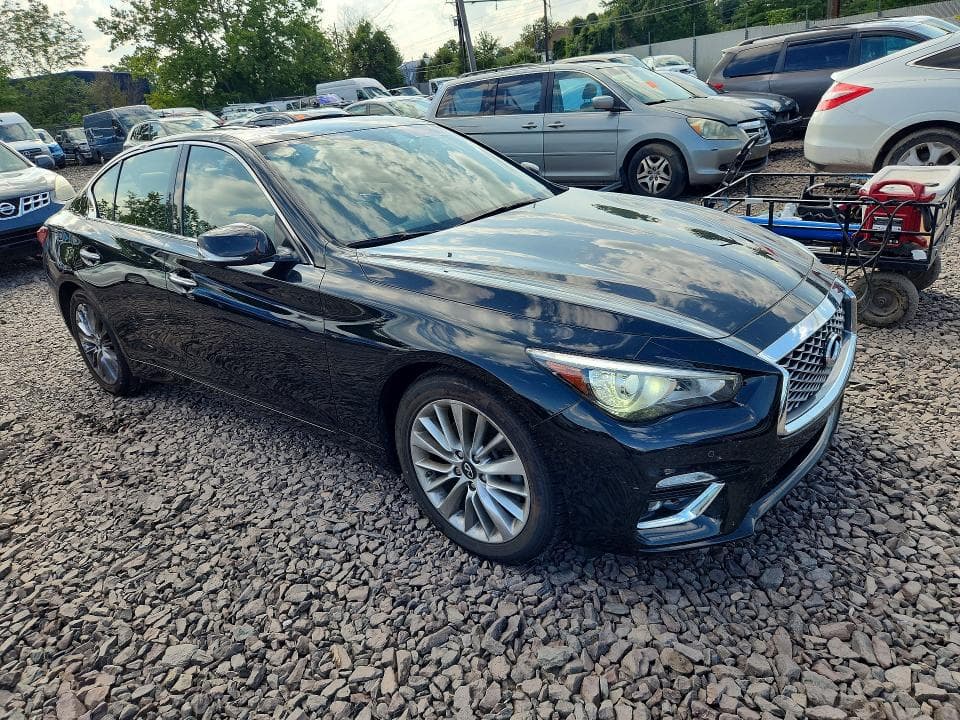 2021 INFINITI Q50 LUXE 4