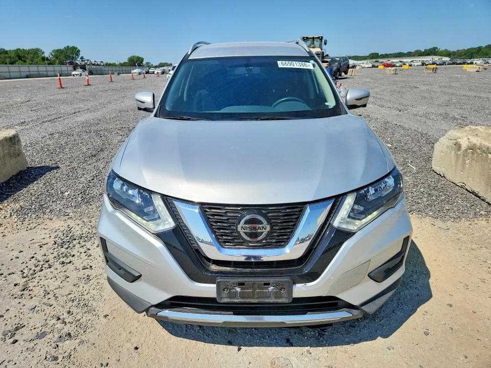 2018 NISSAN ROGUE SV 5