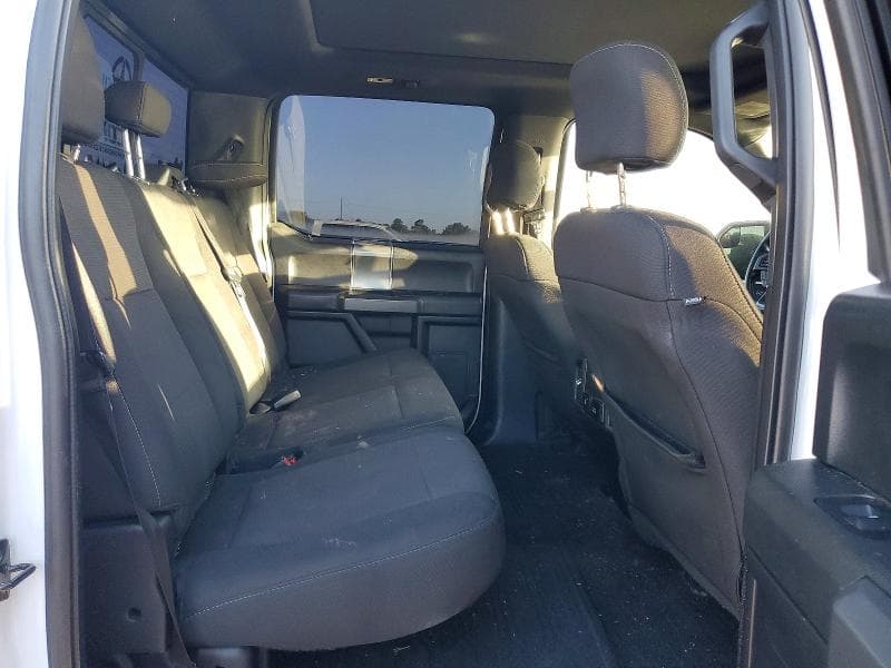 2017 FORD F150 SUPERCREW 10