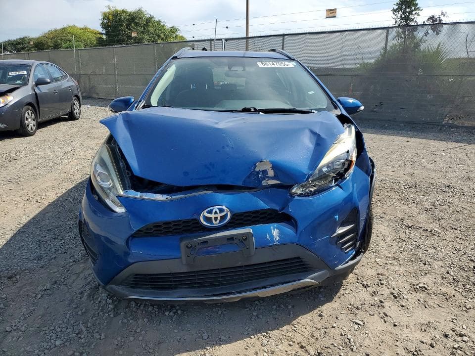2018 TOYOTA PRIUS C THREE 5