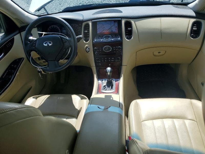 2017 INFINITI QX50 BASE 8