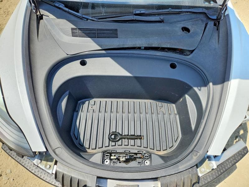2022 TESLA MODEL 3 11