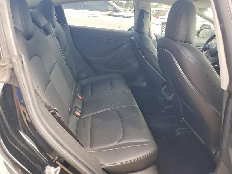 2018 TESLA MODEL 3 10