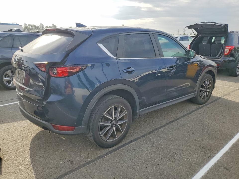 2018 MAZDA CX-5 TOURING 3