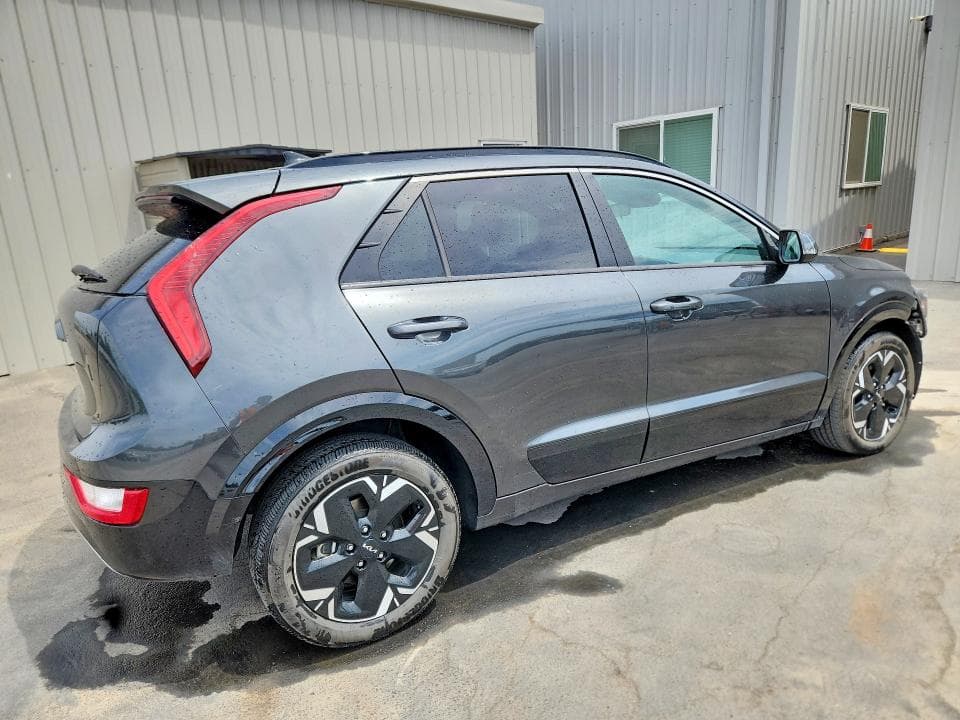 2023 KIA NIRO WIND 3