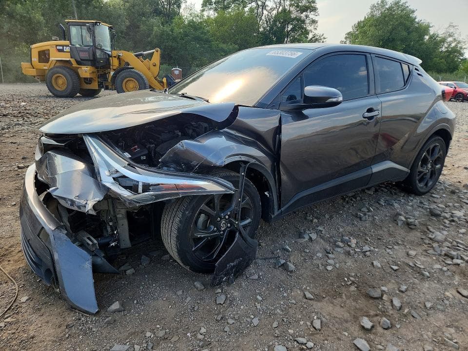 2018 TOYOTA C-HR XLE PREMIUM - 1