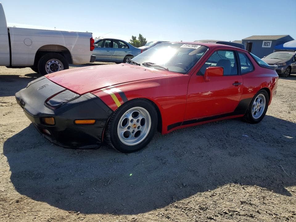 1986 PORSCHE 944 - 1