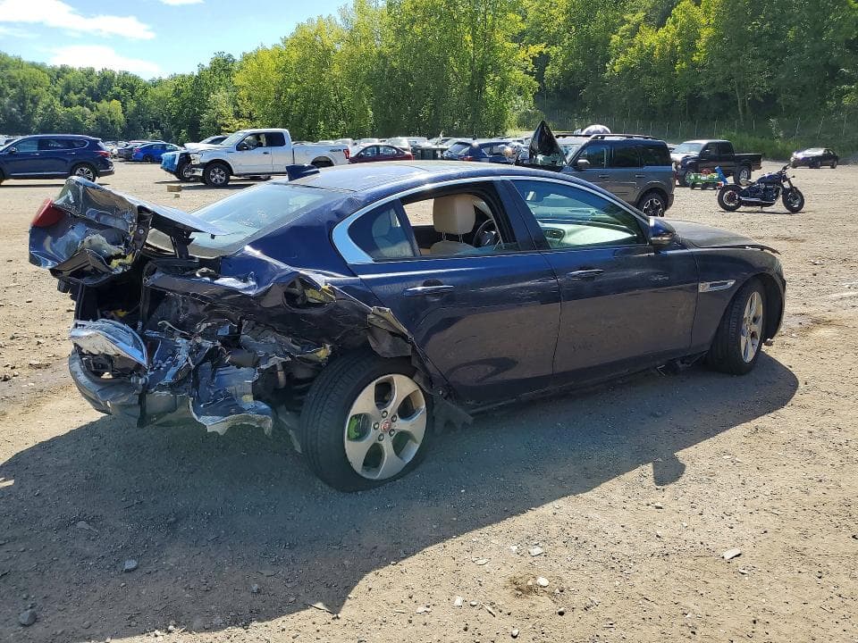 2018 JAGUAR XE 3