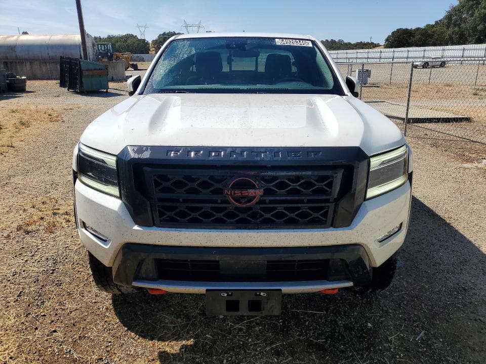 2024 NISSAN FRONTIER PRO-4X 5