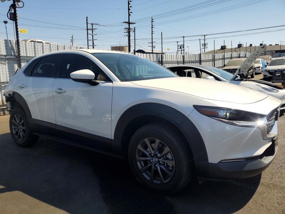 2023 MAZDA CX-30 4