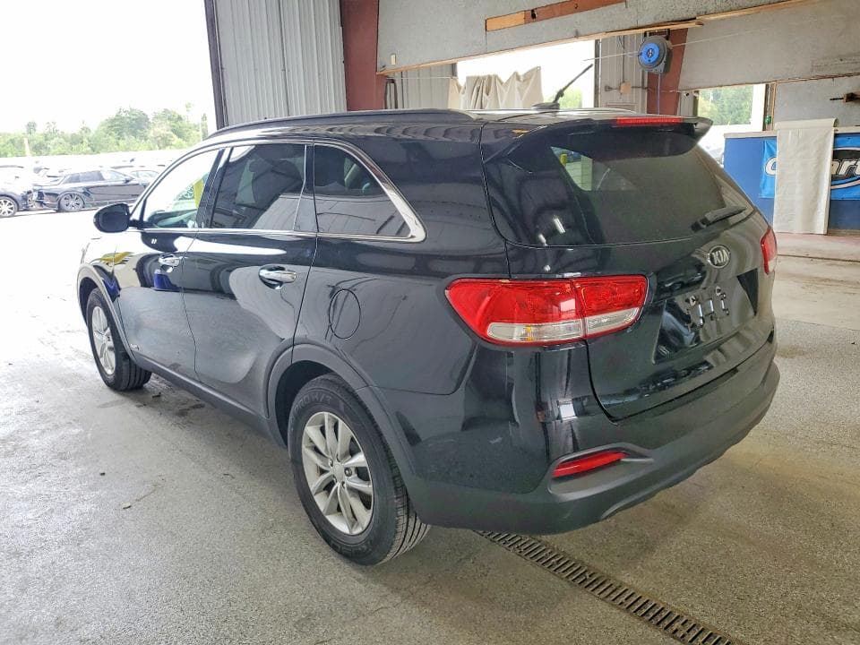 2017 KIA SORENTO LX 2