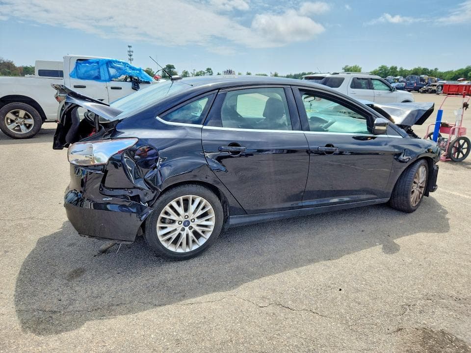 2017 FORD FOCUS TITANIUM 3