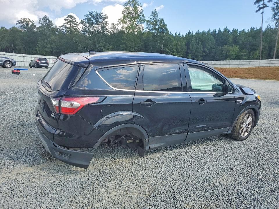 2017 FORD ESCAPE SE 3