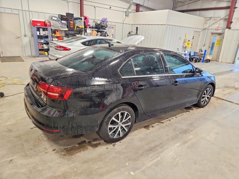 2017 VOLKSWAGEN JETTA SE 3