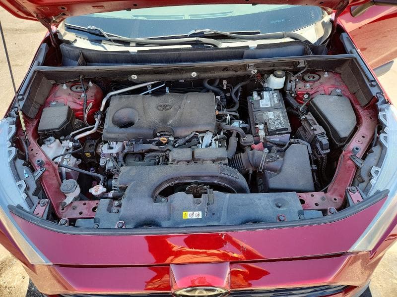 2020 TOYOTA RAV4 LE 12