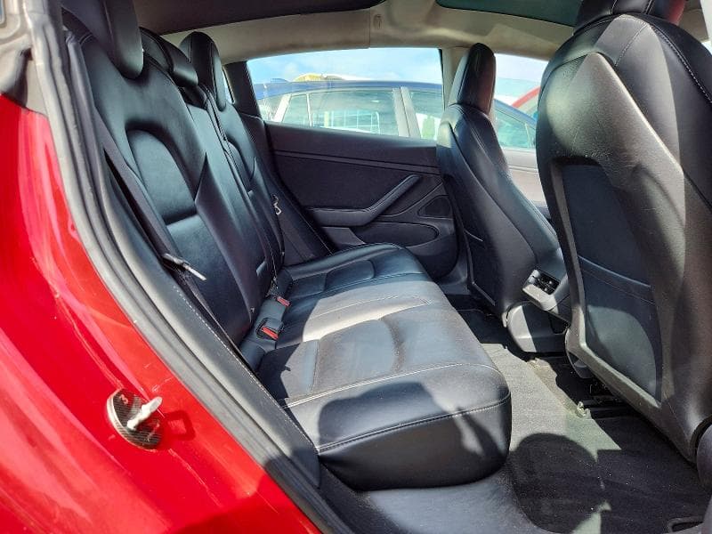 2018 TESLA MODEL 3 10