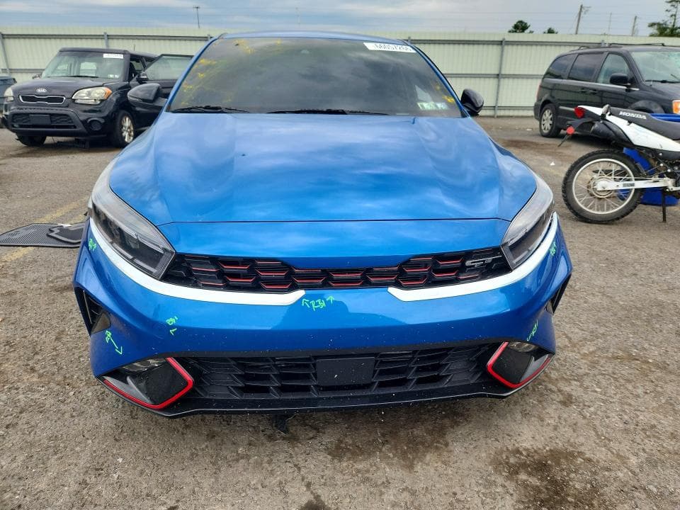 2023 KIA FORTE GT 5
