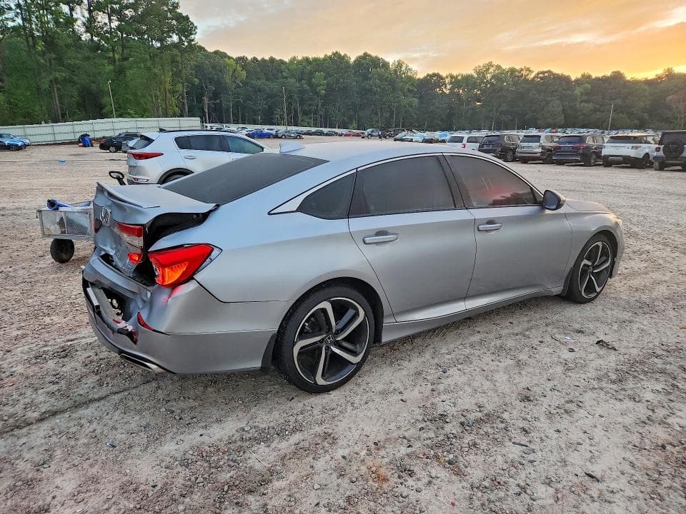 2018 HONDA ACCORD SPORT 3