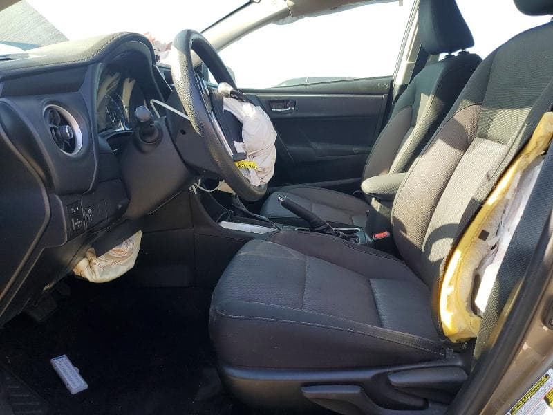 2019 TOYOTA COROLLA LE 7