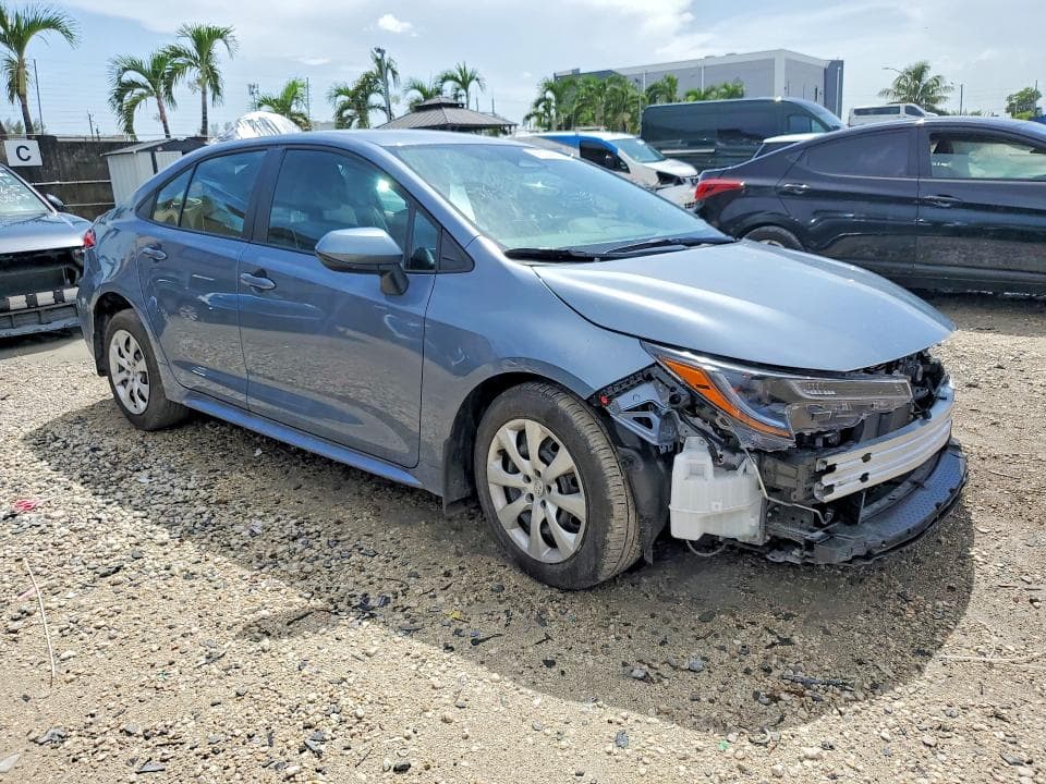 2026 TOYOTA COROLLA LE 4