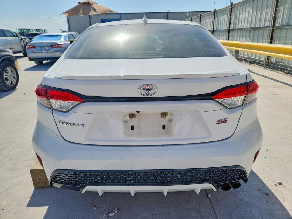 2020 TOYOTA COROLLA SE 6