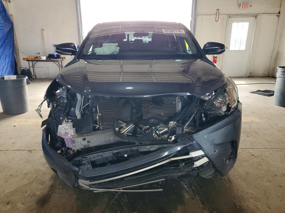 2019 TOYOTA HIGHLANDER LE 5