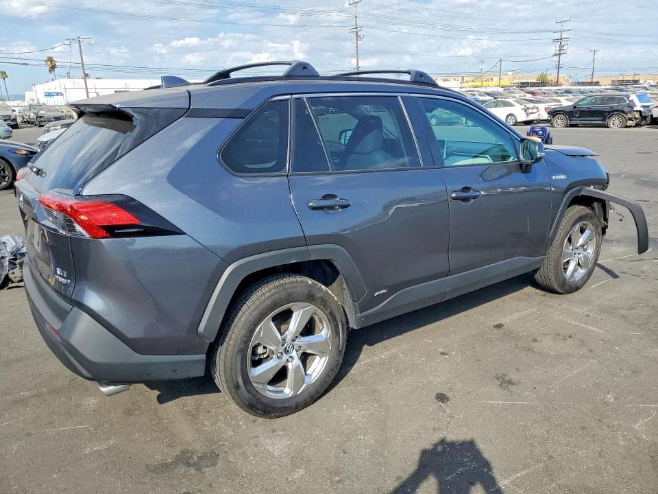 2021 TOYOTA RAV4 HYBRID XLE PREMIUM 3