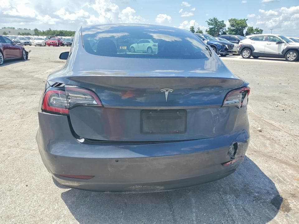 2022 TESLA MODEL 3 6