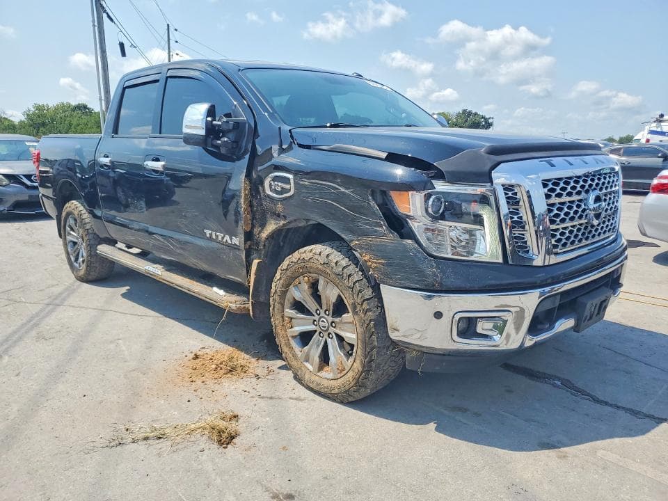 2017 NISSAN TITAN S 4