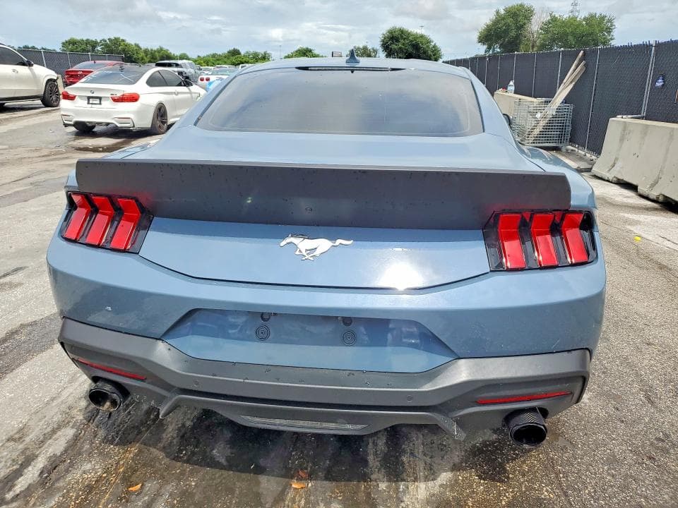 2024 FORD MUSTANG 6