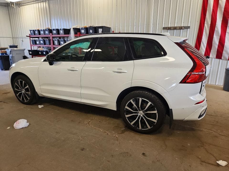 2024 VOLVO XC60 ULTIMATE 2