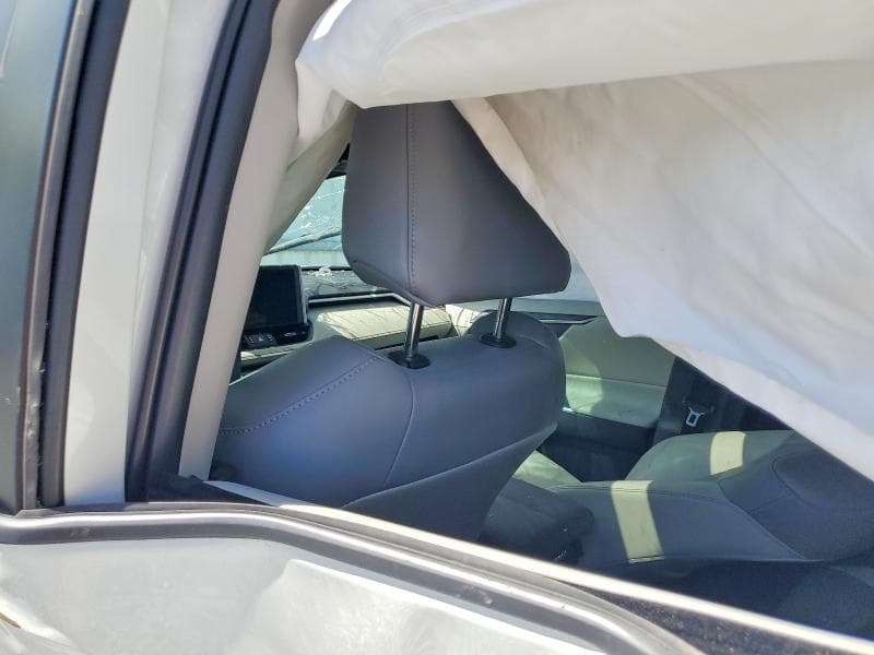 2023 TOYOTA RAV4 XLE PREMIUM 8