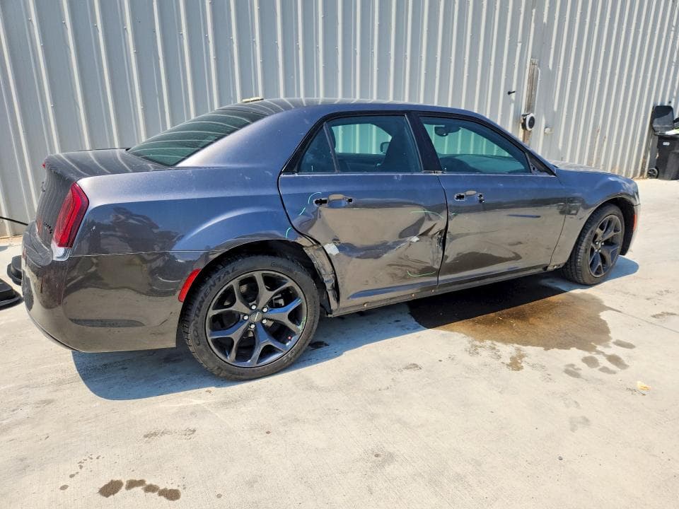 2023 CHRYSLER 300 S 3