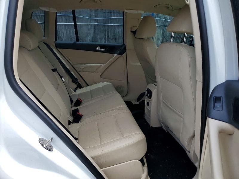 2017 VOLKSWAGEN TIGUAN S 10