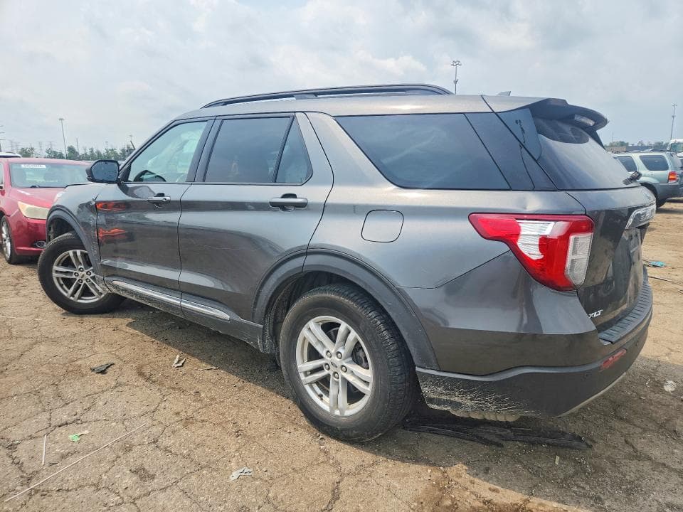 2020 FORD EXPLORER XLT 2