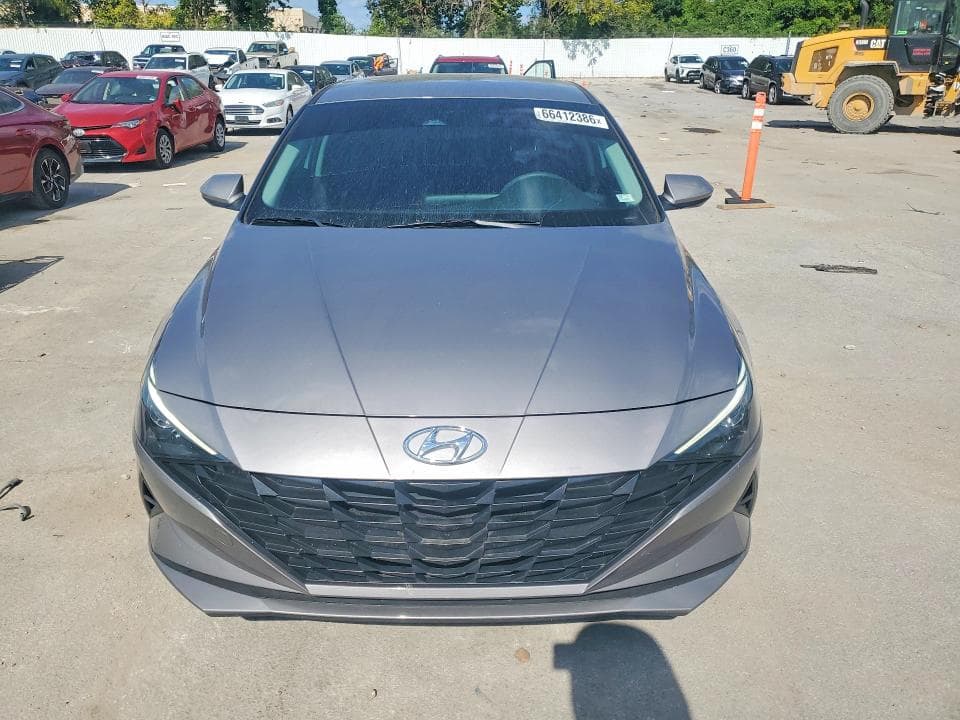 2021 HYUNDAI ELANTRA SE 5