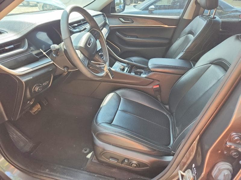 2023 JEEP GRAND CHEROKEE LIMITED 7