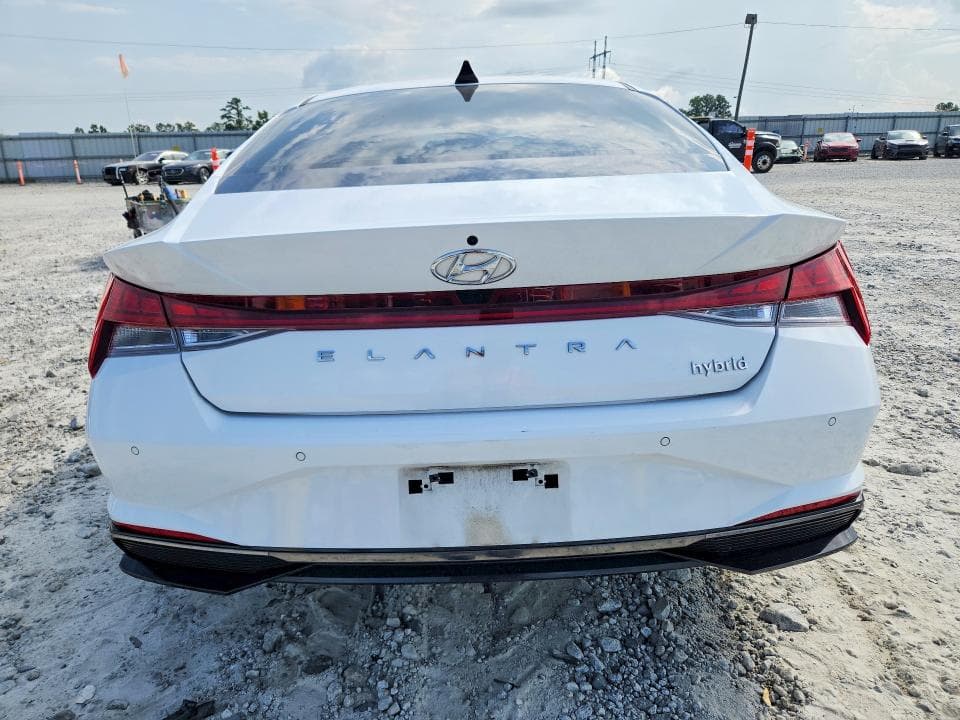 2023 HYUNDAI ELANTRA LIMITED 6