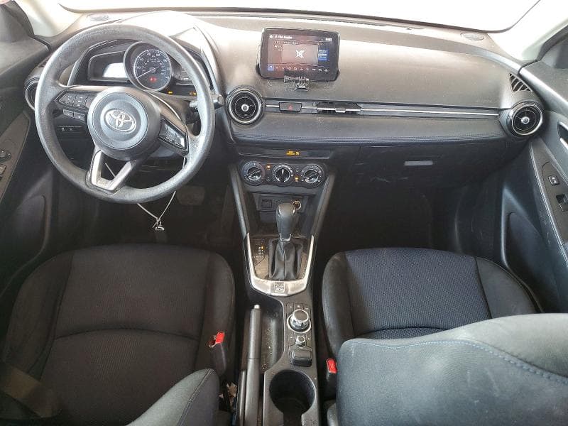2019 TOYOTA YARIS LE 8